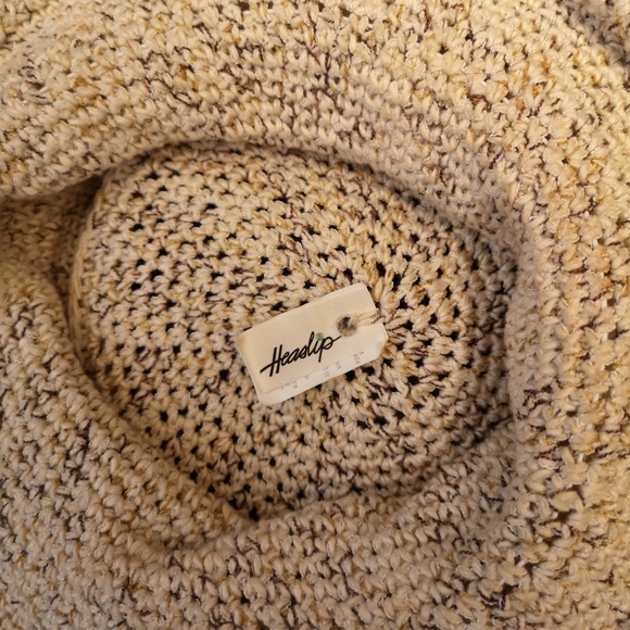 Bucket crochet hat - Picture 4 of 6